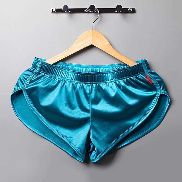 Sous-pants pour hommes shorts sexy lisses en satin shorts côté maison de sommeil de sous-vêtements surdimensionnés surdimensionnés sur-sous-vêtements shorts Q240529