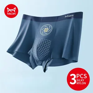 MiiOW 3 stks Ijs Zijde Heren Ondergoed Boxers Ademend Naadloze Sexy Boxershorts 5A Antibacteriële herenslipjes Mannelijke Boxershorts