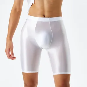 Sous-pants à l'huile sexy Shinny Sports Gym Compression Skinny Shorts pour hommes Couleur solide Half Pantal
