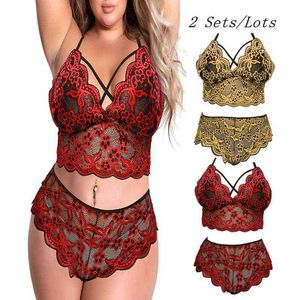 Ondergoedset vrouw 2 -delige erotische lingerie pak borduurwerkranden bh sexy slipjes grote cups bralette zie door draad gratis l220727