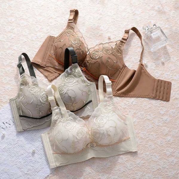 Sous-vêtements pour femmes sans anneau en acier, poitrine étroite, petite poitrine épaissie et froncée pour montrer une grande poitrine, soutien-gorge brodé en dentelle sexy réglable