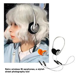 Beugel Bluetooth-hoofdtelefoon Muziek Mp3 Walkman Retro Gevoelens Klein 50g Geschenken Koptelefoon voor meisjes Sport Mode Foto Rekwisieten