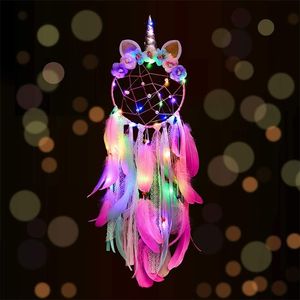 Licorne Dream Catcher Licorne Vent Carillons Grand Dreamcatcher pour Décoration LED Lumière Plume Décoration de La Maison Accessoires 220517