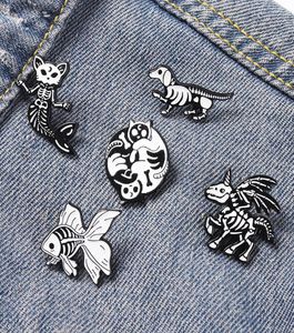 Skull Skull Sirène Sirène Broches de chien d'alliage européen Série Animal Animal épingles Femmes Géométriques Punk Sacs Vêtements Badge bijoux AC9126255