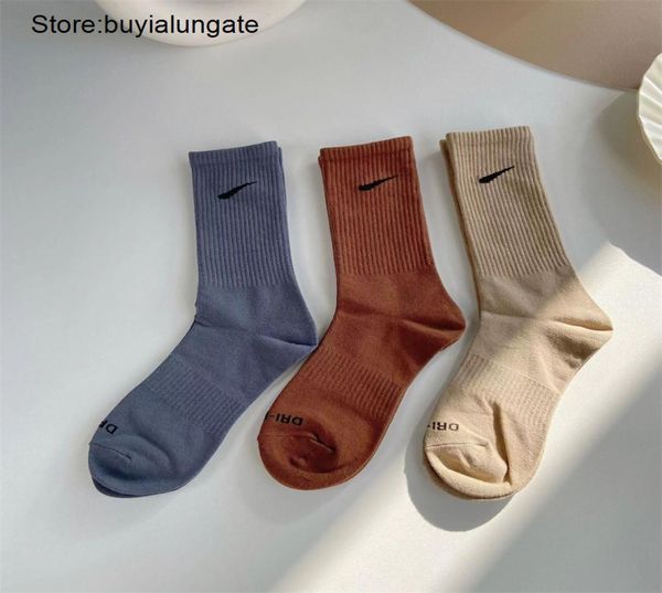 Uniforme navideño para mujeres transpirables calcetines de tamaño de letra de gran calidad medias de calcetines para hombres tobillo de algodón entero de algodón entero CLA1279627