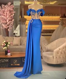 Unique bleu Satin sirène robe de bal hors épaule haut perlé grande taille robes de soirée formelles pour les femmes arabes sur mesure