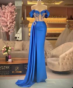 Unique bleu Satin sirène robe de bal hors épaule haut perlé grande taille robes de soirée formelles pour les femmes arabes sur mesure