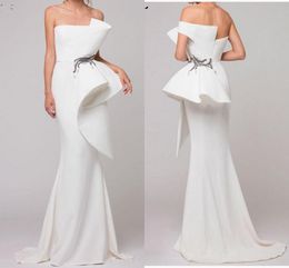 Unieke goedkope kanten schede jurken strapless backless vloer lengte ruches plus size trouwjurk bruidsjurken vestidos de novia