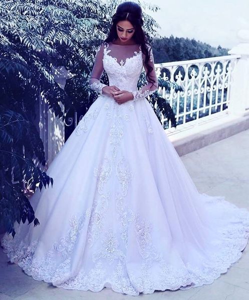 Vestidos de novia árabes de manga larga Bateau vintage Apliques de escote transparente Vestidos de novia de encaje Tren de barrido de tul Vestido de novia de princesa