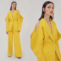 Design unique Pantalons jaunes de pantalons agitaires lointains Mère de la mariée Suit en soirée Blazer Blazer Porte 2 pièces