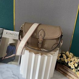 Einzigartige geprägte Designer-Taschen, klassische Klappe, ausgefallenes Schloss, Schultertasche aus weichem Leder, Damen-Buchstabe, gesteppte Handtasche, Umhängetasche, Einkaufstasche, Mode-Shopping, mehrfarbige Geldbörse