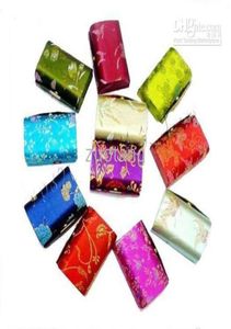 Coffrets cadeaux uniques pour bijoux haut de gamme avec miroirs, étuis d'emballage en tissu de soie bon marché avec fermoir en métal, lot de 12 couleurs mélangées 1170179