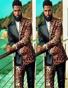 Men de leopardo únicos Boda Tuxedos 2 Piezas Pantalones de novios Suits Party Jacket Negocio de uso de negocios Traje Hombre7553869