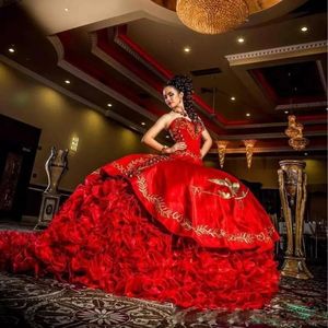 Unique rouge broderie Quinceanera robes chérie Satin à lacets étage longueur robe De Festa robe De bal douce 16 robe