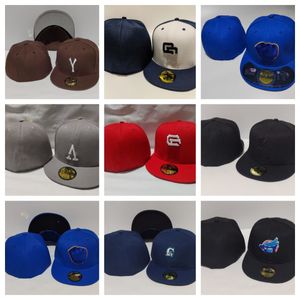 Unisex 30 kleuren Goud Letter NY Plat Volledige grootte Gesloten petten Rood Groen Bruin Donkergroen Mexico Honkbal Passende hoeden Platte rand Hiphop Klassiek Sporthoed Alle teammaat 7-8