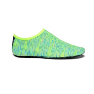 Unisex 35-45 Water Aqua Schoenen Mannen Vrouwen Zwemmen Strand Duiken Sokken Platte Soft Minnaar Yoga Antislip Sneakers Y0714