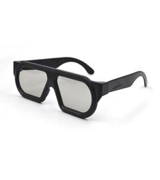 Unisex 3D TV Bril Dames Heren Gepolariseerde Passieve Brillen voor Echte 3D Bioscopen voor 3D bioscoop bioscoop Brillen L36609324