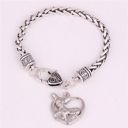 Bracelet à breloques unisexe en forme de cœur, motif Animal Chihuahua, bon cadeau pour amoureux des chiens, bijoux de personnalité en alliage de Zinc, Drops242L