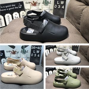 Unisex groot formaat 35-44 knus sneakers dames huis vloer slippers vrouwen/mannen winter warme huis slippers dames dia's een grootte schoenen j240412