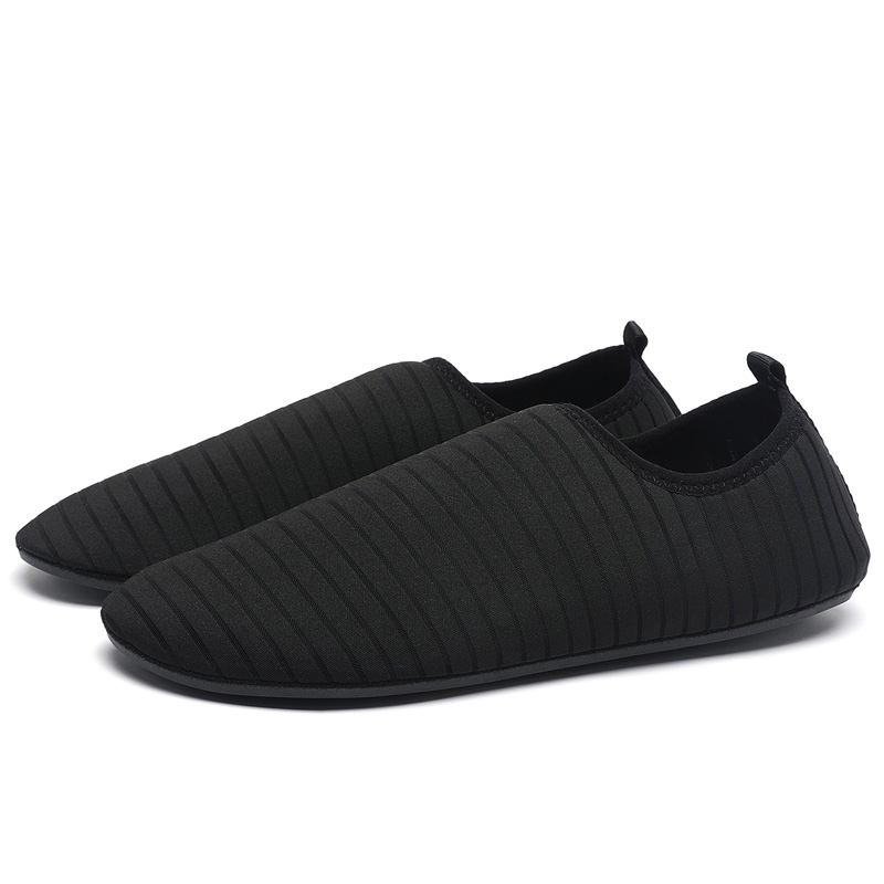 ユニセックス通気性のあるAqua Socks男性向けのスリップラバーの靴靴靴の女性の女性Quick Dry Aqua Yoga Socks Slip-On