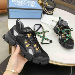 Unisex Casual Schoenen Mesh + Lederen Exquisite Retro-stijl Dikke Bodem Sneaker Topkwaliteit Luxurys Trainers Sneakers met Diamond Chain