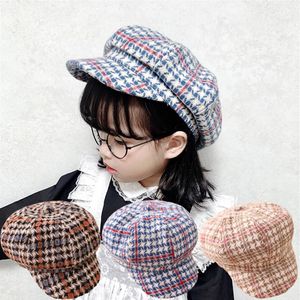 Unisexe Coton Stripe Beret Kids Cap Enfants Chatte Baby Berets Boy Capeur plate Couleur solide Bone Girls Newsboy Caps Chapeaux pour Boy Boina1839