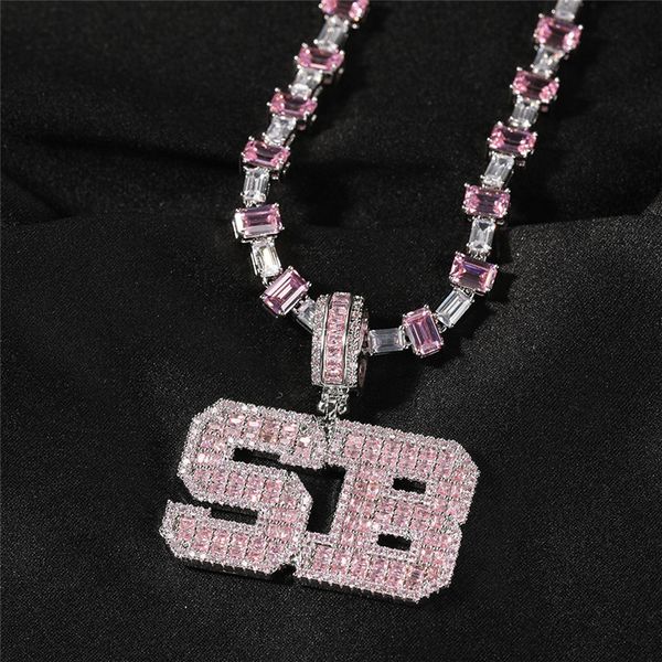 Collier de mode unisexe Collier en or blanc Bling Bling Pink CZ Nom Personnalisé Lettres Collier pour Femmes Hommes avec Chaîne de corde 24 pouces GRATUITE