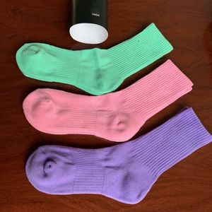 Unisexe Chaussettes Mode Femmes Couleurs Chaussettes Sport En Plein Air Running Hommes Respirant Basketball Football Escalade Camping Chaussettes