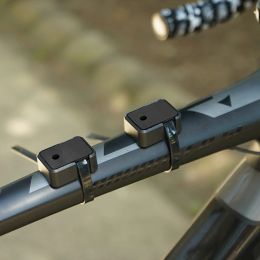 Universal Bicycle Water Bottle Monting Stand Base Base Clip Juego ajustable Ajuste de bicicleta plegable Soptor de hervidor