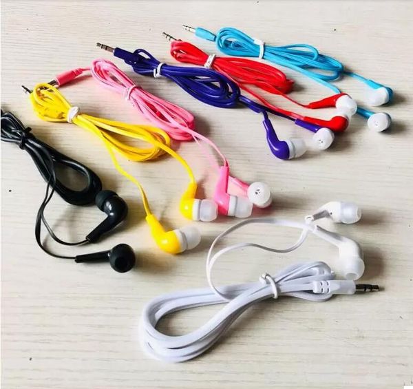 Auriculares universales coloridos de 3,5 mm Auriculares para teléfono celular Fideos Auriculares de cable plano para MP3 MP4 Aula escolar, bibliotecas, hospitales 200PCS