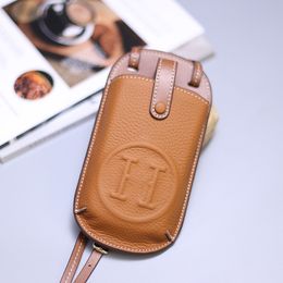 Funda para teléfono con bolso cruzado de cuero genuino de diseñador universal para Apple iPhone 15 14 Pro Max Samsung Galaxy S24 Note 20 Monedero de lujo con bolsillo para tarjetas en la parte posterior Marrón