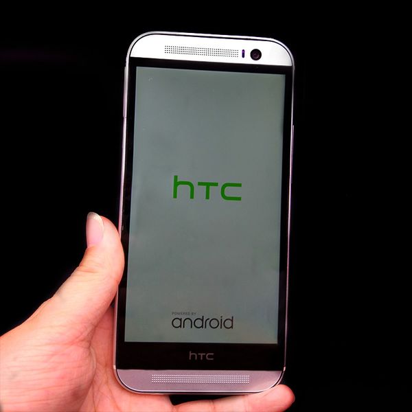 Téléphone débloqué remis à neuf HTC ONE M8 4g lte téléphone 5,0 pouces Quad Core 2 Go de RAM 16 Go / 32 Go ROM 4G Android Téléphone portable