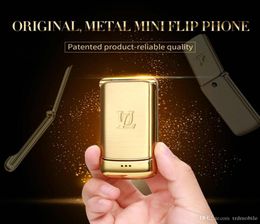 V9 MINI MINI FLIP Mobile Phone 154 pouces Small Feature Phones Wireless Bluetooth Dialer FM MP3 Metal Case Cell Phone GSM Global6872301