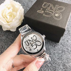 UNOde50 2022 Lente Zomer Eenvoudige Horloge Zilver Dames Mode Legering Horloge Luxe Horloge Charm UNS031 Annajewel