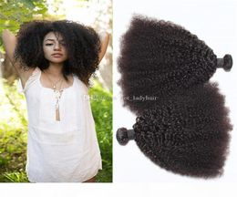 Armadura del pelo afro rizado sin procesar 3pcs / lot 10quot30quot Extensiones brasileñas del cabello humano del color natural Afro Kinky Curly Ha3879184