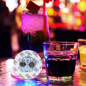 Dessous de verre pour boissons Bouteille d'alcool Autocollants d'éclairage fantaisie Dessous de verre Flash Light Up Bar Coaster pour Club Bar Party Wedding Decor Multicolore crestech