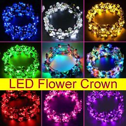 Up LED Bandband Garland Flowers Light Flowers Couronne multifonctionnelle Floral Headpice Hair Couron pour les femmes Girls Birthday Wedding Party Night Market Toys Ornements