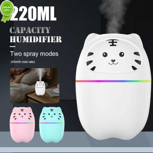 Mise à niveau 220ML Mini humidificateur d'air de voiture alimenté par USB diffuseur d'arôme humidificateur de bureau monsieur à faible bruit avec lumière LED pour voiture bureau à domicile