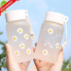 Mise à niveau de 500 ml, petite marguerite en plastique givré, tasse d'eau créative pour l'extérieur, tasse de thé transparente Portable de voyage, bouteille d'eau mignonne sans BPA