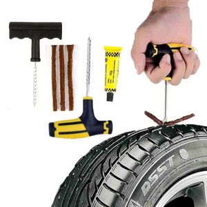 Actualice el nuevo kit de herramientas de reparación de neumáticos para automóviles con tiras de goma sin tuberías sin tuberías de tachuelas de pinchazo juego para motocicleta de camiones