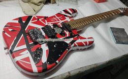 Mise à niveau Edward Eddie Van Halen Franken Stein Guitare électrique rouge mat satiné Manche en érable rôti au carbone Rayures noires et blanches Écrou de verrouillage Floyd Rose Tremolo