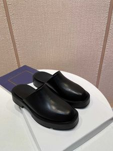 Upgraded Dik Soled Dames Slippers Designer Lederen Materiaal Anti Slip Wear Resistent Hoge Kwaliteit Pakket Volledige maat 35-41