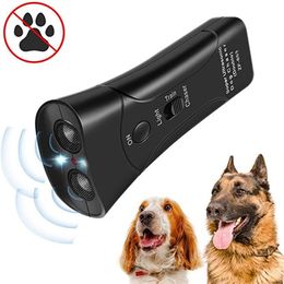 Appareils anti-aboiement à LED à ultrasons améliorés Répulsif de dressage de chiens Sonic Anti-aboiement Stop Barking Device Pet Dog Trainer Tool GQ404226s