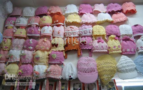 RAGAZZA 21pcs/lot del bambino del bambino dell'accessorio dei capelli del cappello del Beanie della protezione del CAPPELLO del CROCHET