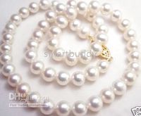 Fine 20inches 9mm Akoya white pearl necklace 14k