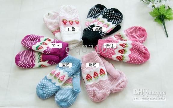 Xmas Cute Girls Thick Wool Gloves Strawberry Pattern Mittens 5 Color Women's Brand New 10pair/lot