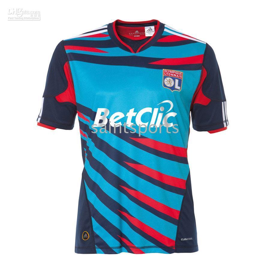 lyon away kit