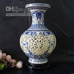 Jindezhen Blue And White Antique Apple Grave Piercing Flower Vase