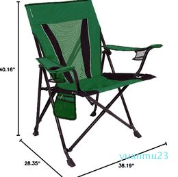 prend en charge pour profiter du plein air dans une chaise pliante polyvalente, une chaise de sport, une chaise d'extérieur, une chaise de pelouse
