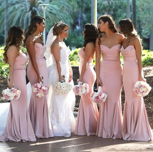 UPS Nuevo Blush Pink Sweetheart Satén Sirena Vestidos largos de dama de honor Fruncido Hasta el suelo Invitados de boda Vestidos largos de dama de honor